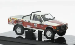Para64 Toyota Hilux Mojave 250, weiss/rot, 1987, 1:64, Hot