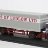 Oxford Volvo F88, grau/rot, Lloyds of Ludlow, 1:76, New